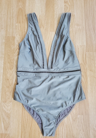 Ted Baker London Plunge One Piece Swimsuit - NEW - Picture 5 of 15